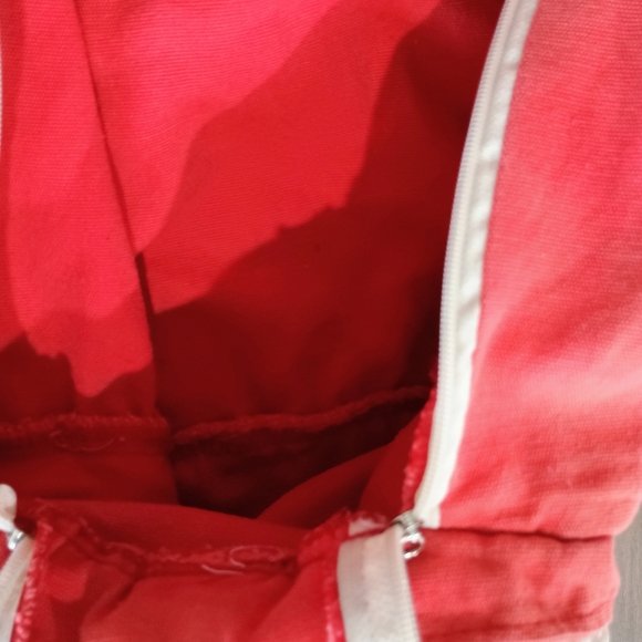 Red Women's Travel Bag - Picture 13 of 13